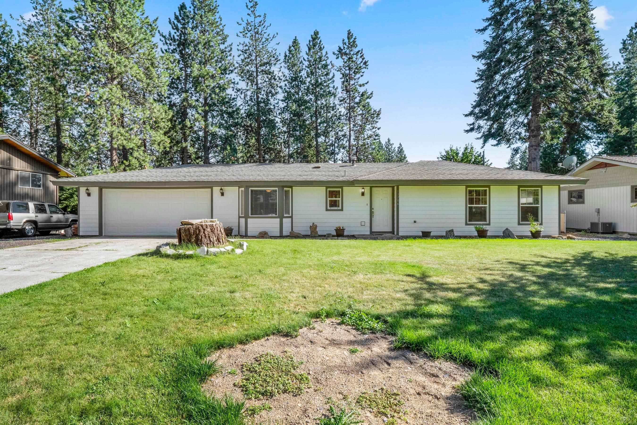 2. Single Family Homes for Sale at 13706 E 28th Avenue Spokane Valley, Washington 99216 United States