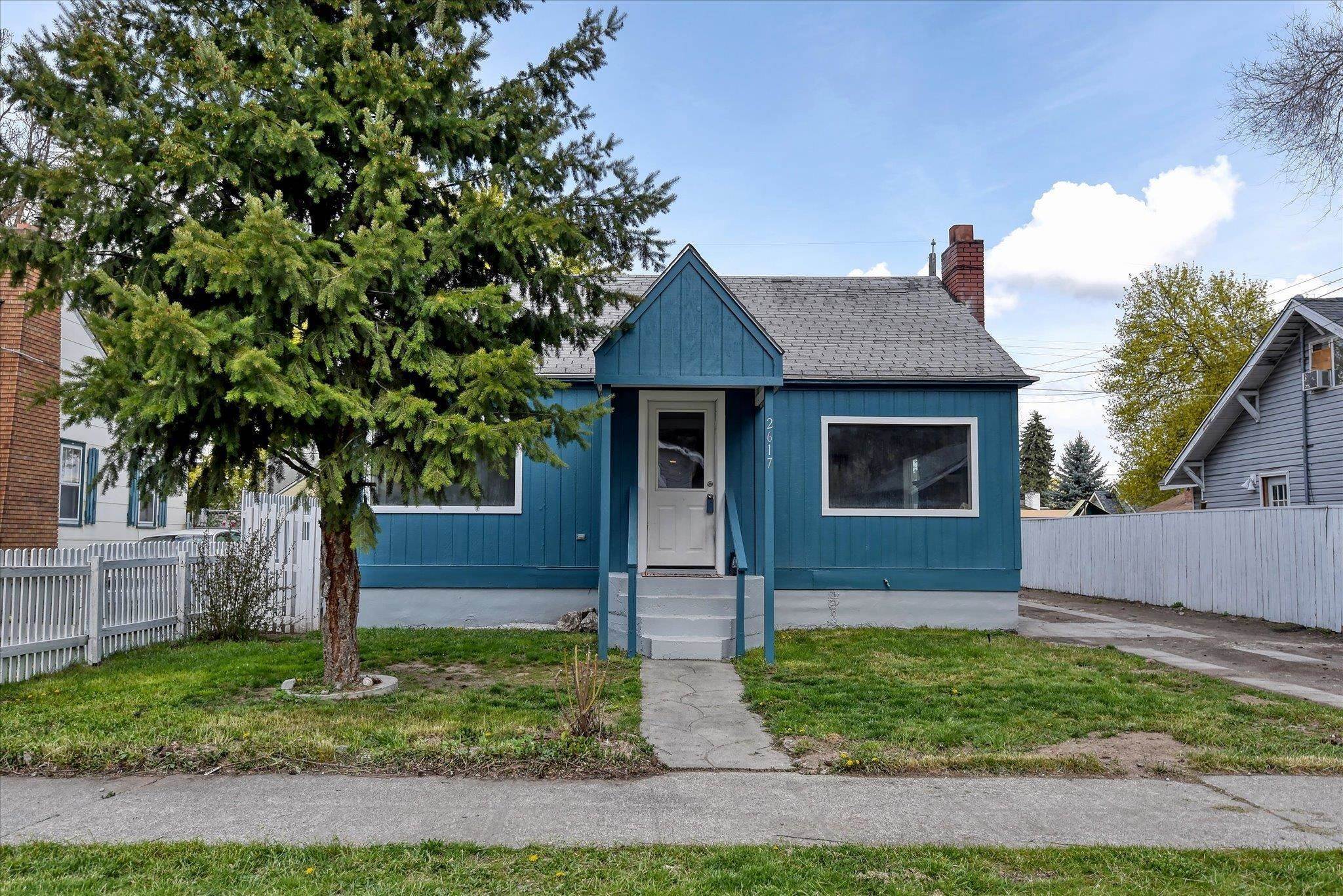 1. Single Family Homes for Sale at 2617 E Hartson Avenue Spokane, Washington 99202 United States