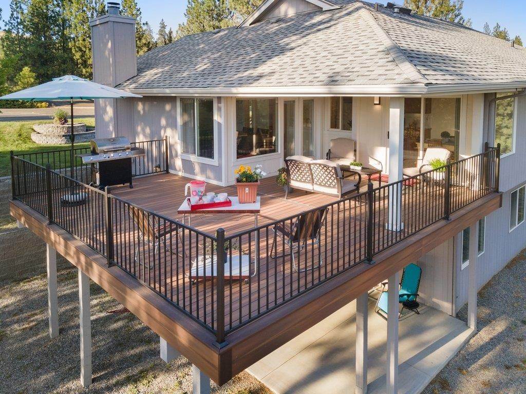 10. Single Family Homes for Sale at 18822 E Monte Vista Court Otis Orchards, Washington 99027 United States