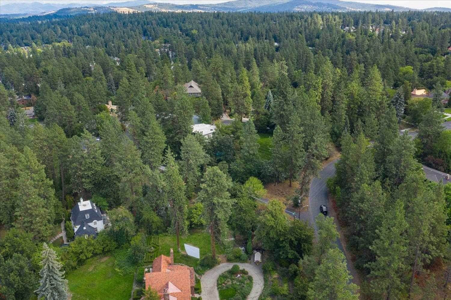 17. Land for Sale at E Crest Road Spokane, Washington 99203 United States