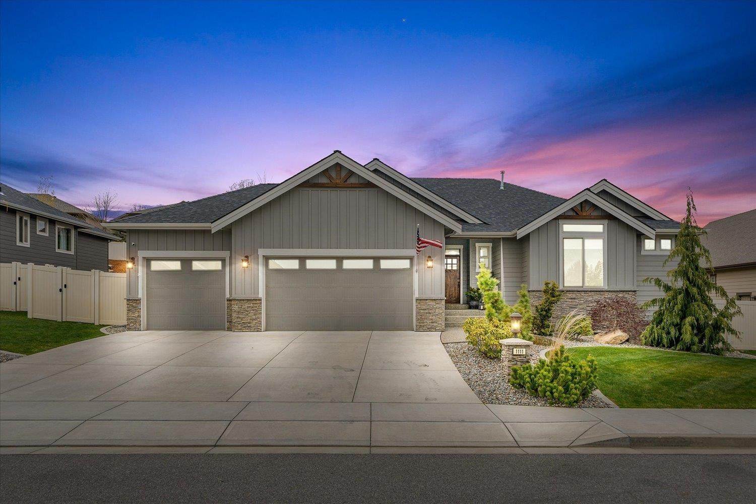 Single Family Homes for Sale at 1111 N River Ridge Blvd Spokane, Washington 99224 United States