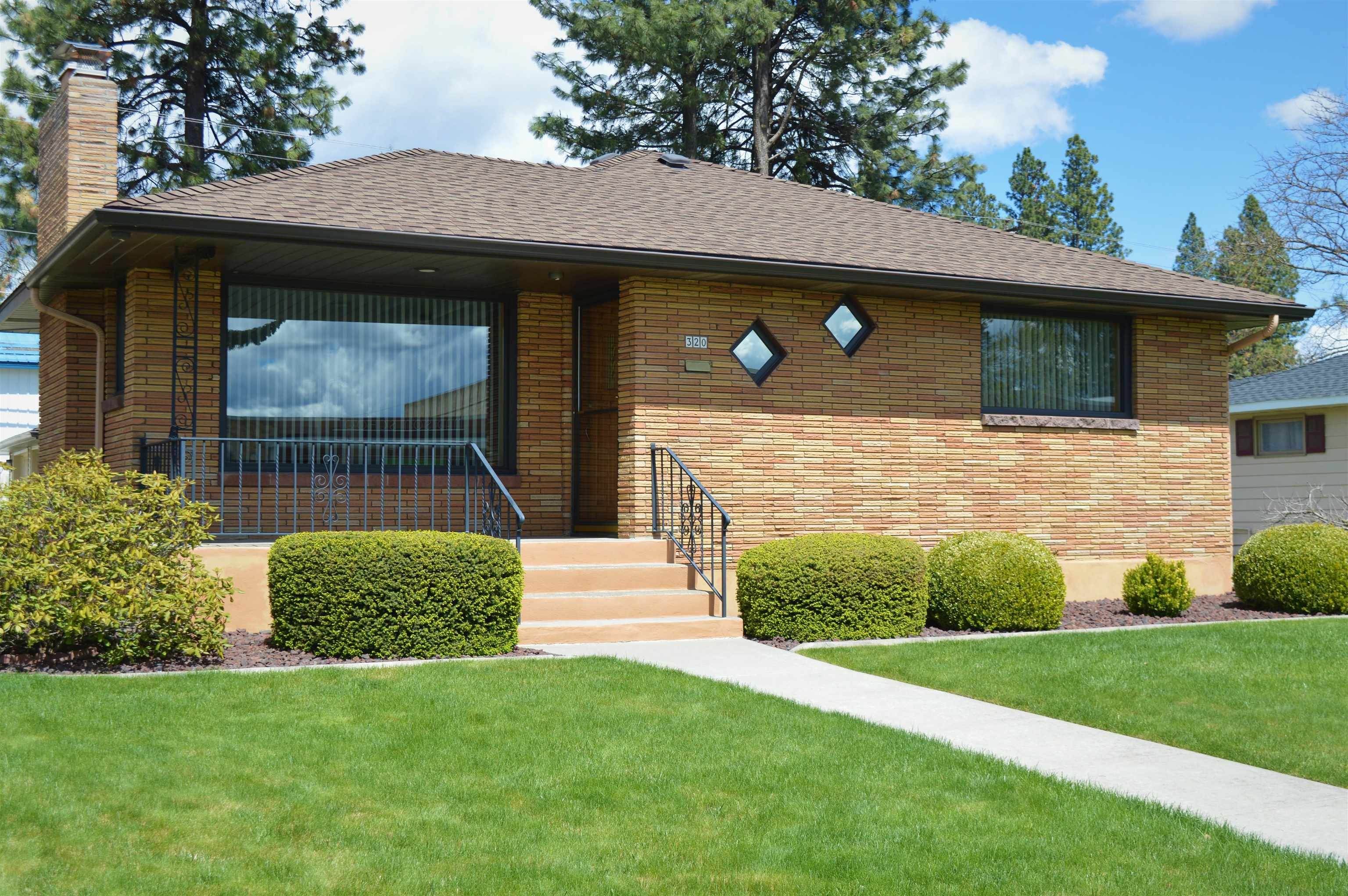 Single Family Homes for Sale at 320 W Nebraska Avenue Spokane, Washington 99205 United States