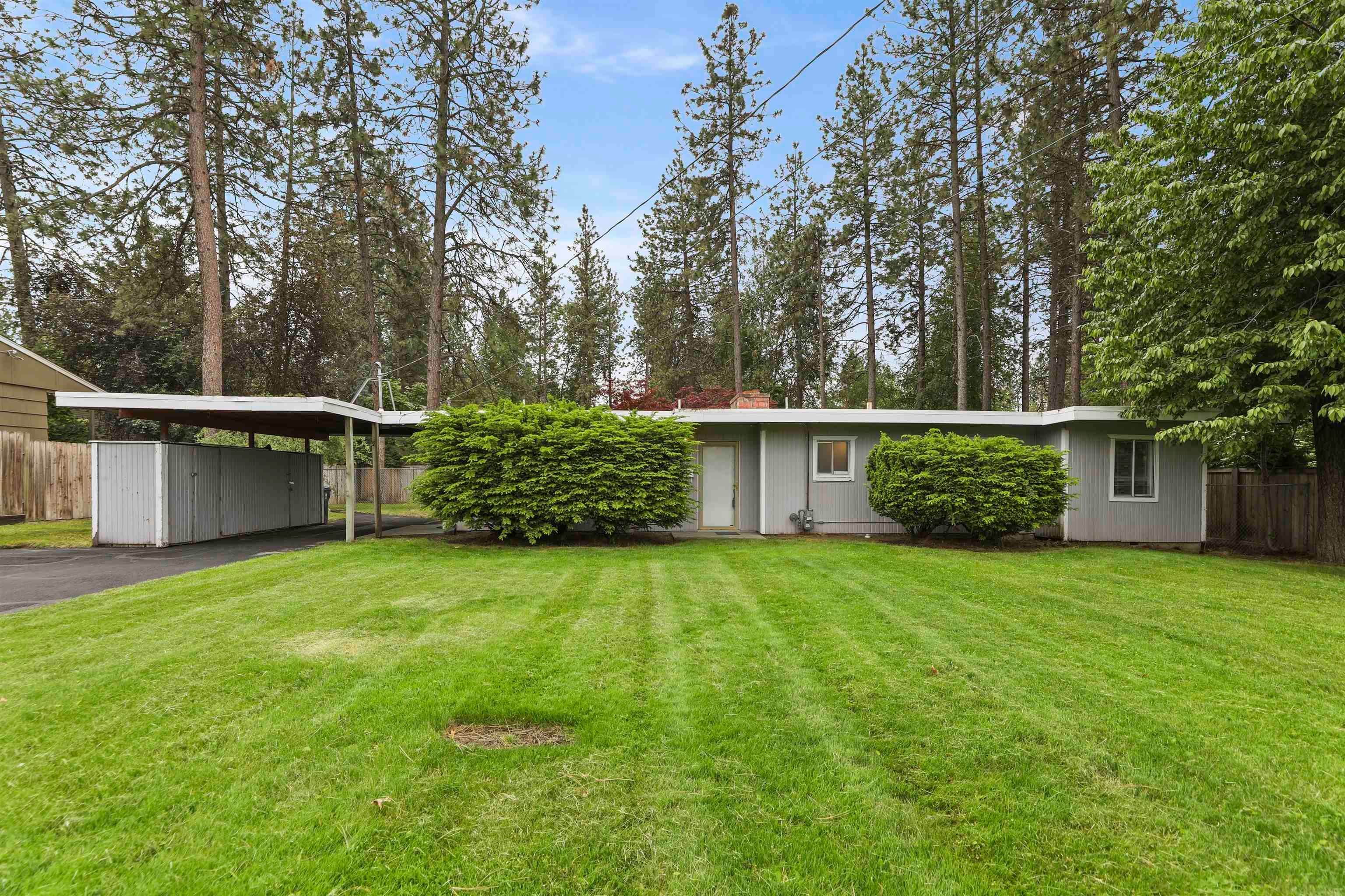 Single Family Homes for Sale at 1922 E Thurston Avenue Spokane, Washington 99203 United States