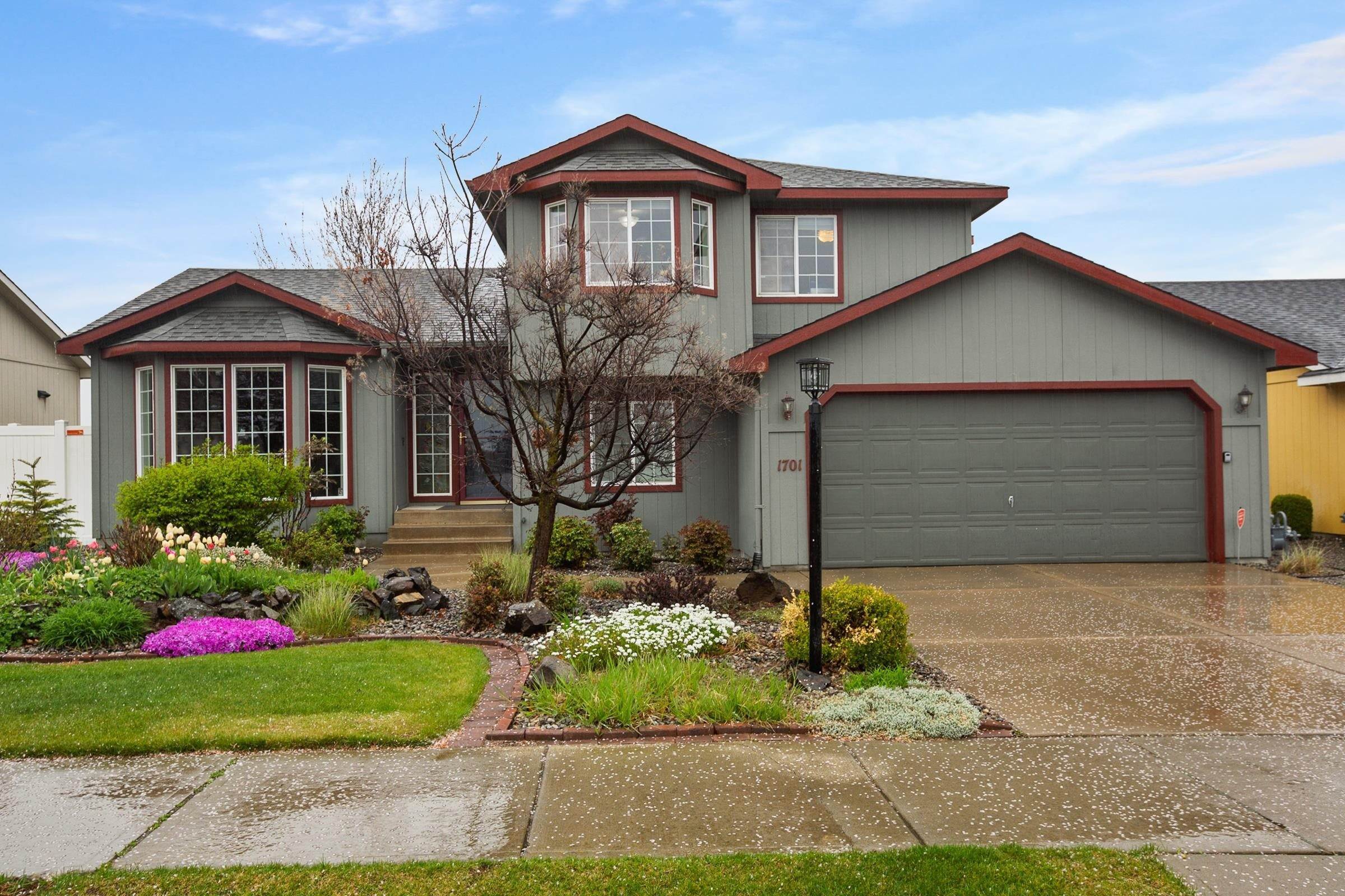 1. Single Family Homes for Sale at 1701 E Weile Avenue Spokane, Washington 99217 United States