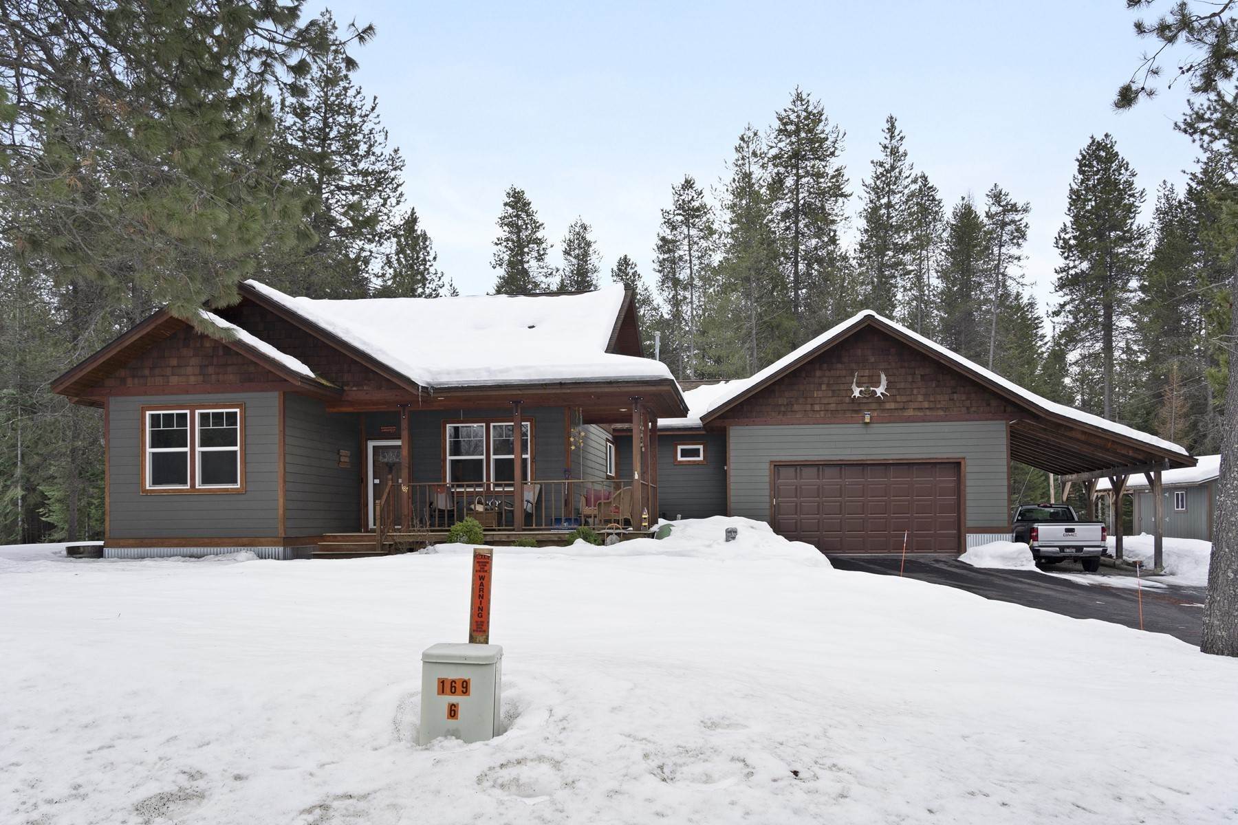 38. Single Family Homes for Sale at Home in Selle Valley 187 Gold Creek Rd Sandpoint, Idaho 83864 United States