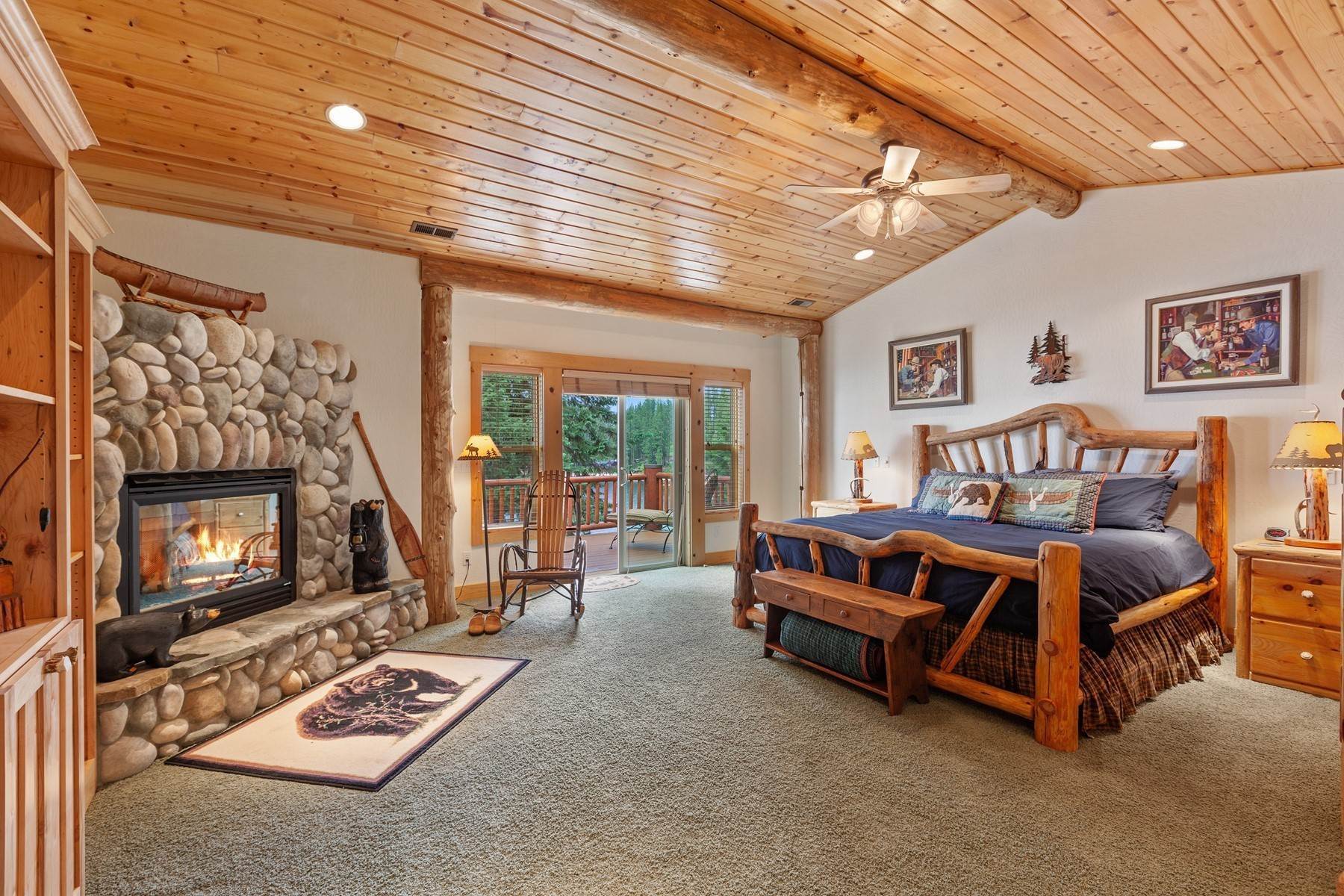 41. Single Family Homes for Sale at The Point Lodge at Sunset Beach 7021 E Syringa Rd Hayden, Idaho 83835 United States