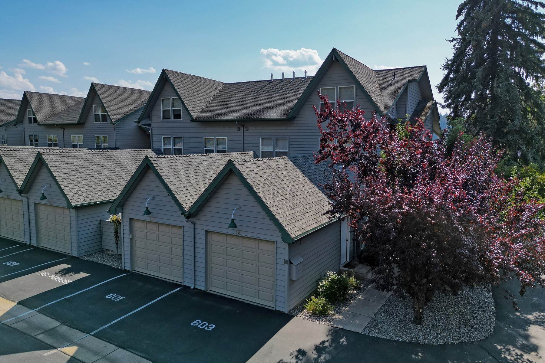 8. Condominiums for Sale at Holiday Shores Condo 46700 Highway 200 , #601 Hope, Idaho 83836 United States