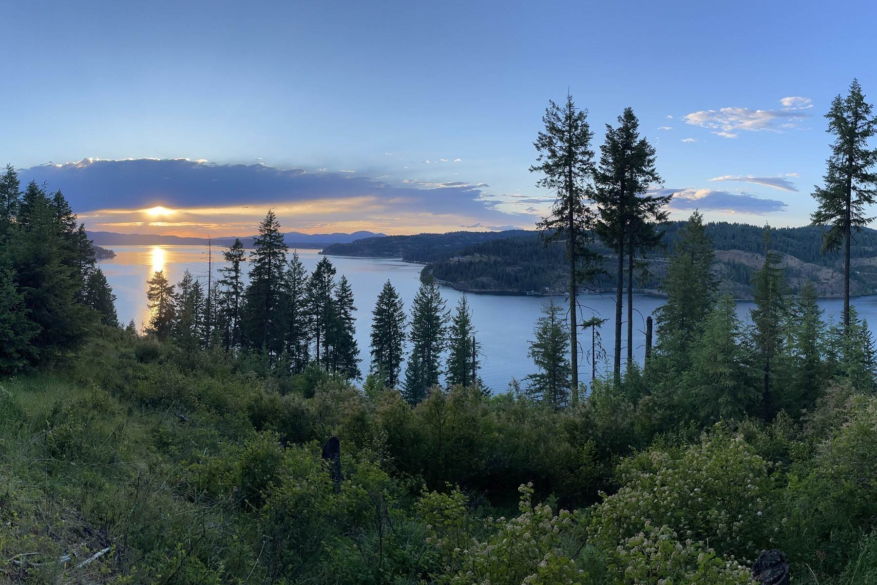 10. Land for Sale at Estate Property on Lake Coeur d'Alene NNA Moscow Bay Rd Harrison, Idaho 83833 United States