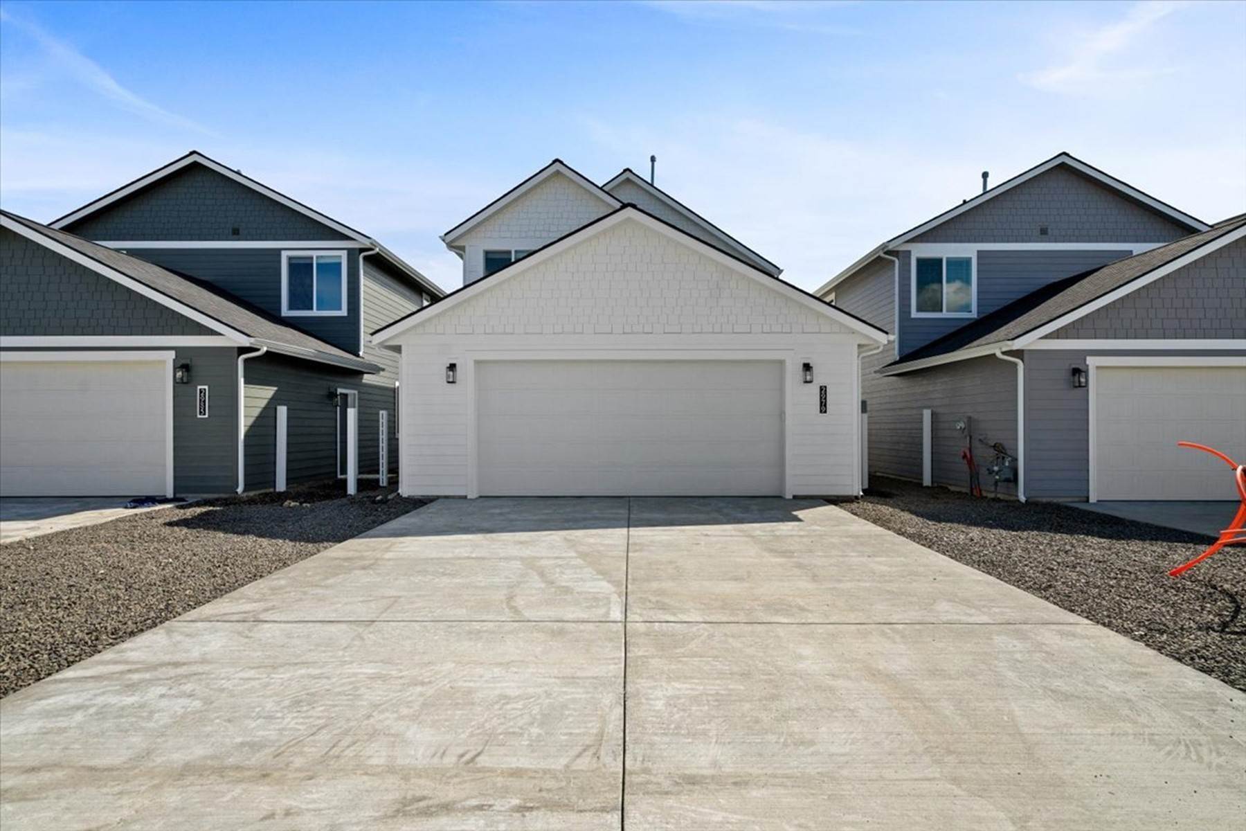 33. Single Family Homes for Sale at The Imperial 2979 N Andromeda St Post Falls, Idaho 83854 United States