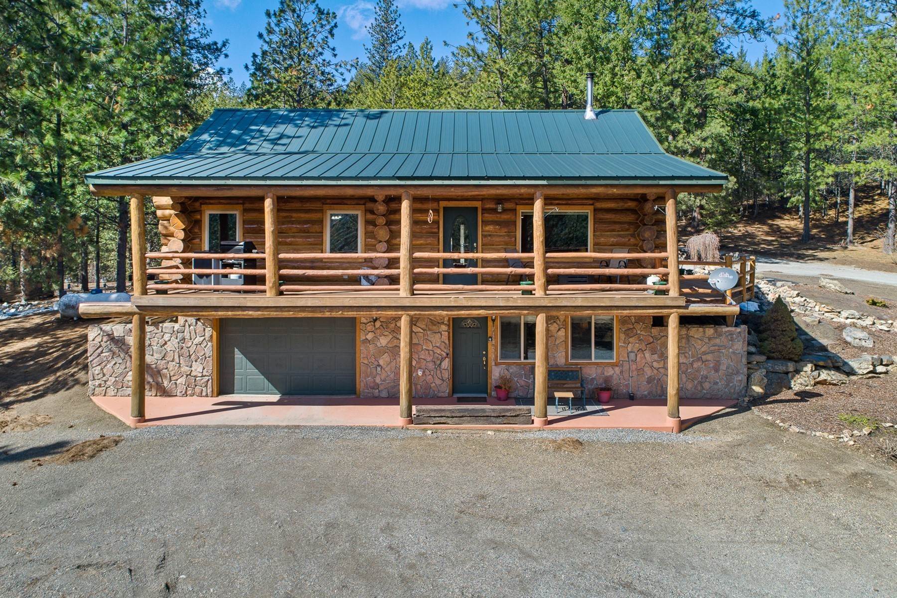 30. Single Family Homes for Sale at Paradise on 5 Acres w/Shop 370 Forest Way Blanchard, Idaho 83804 United States