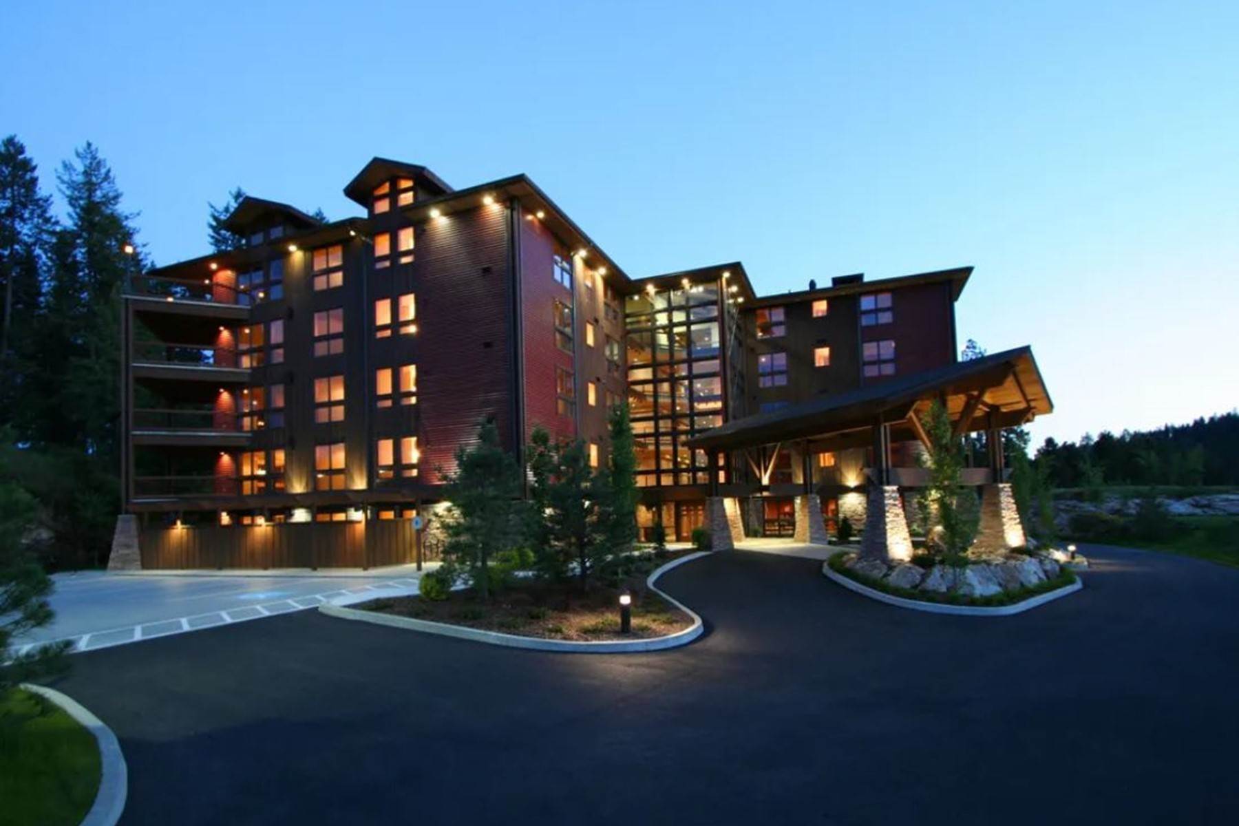 Condominiums for Sale at Luxury Condo Mountain Views 1700 E Tower Pointe Dr , #401 Coeur d’Alene, Idaho 83814 United States