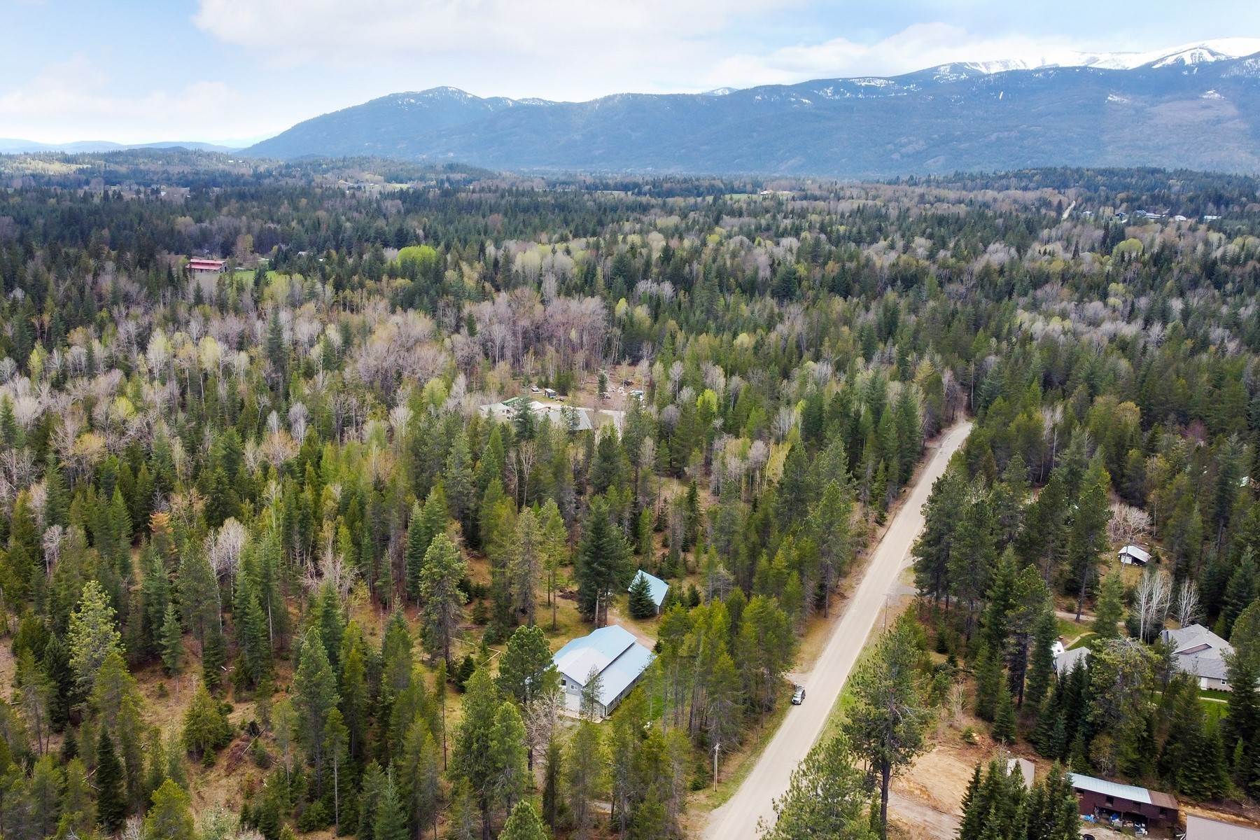 4. Land for Sale at Associated Docs visibility for the MLS: NNA Selkirk Rd Sandpoint, Idaho 83864 United States
