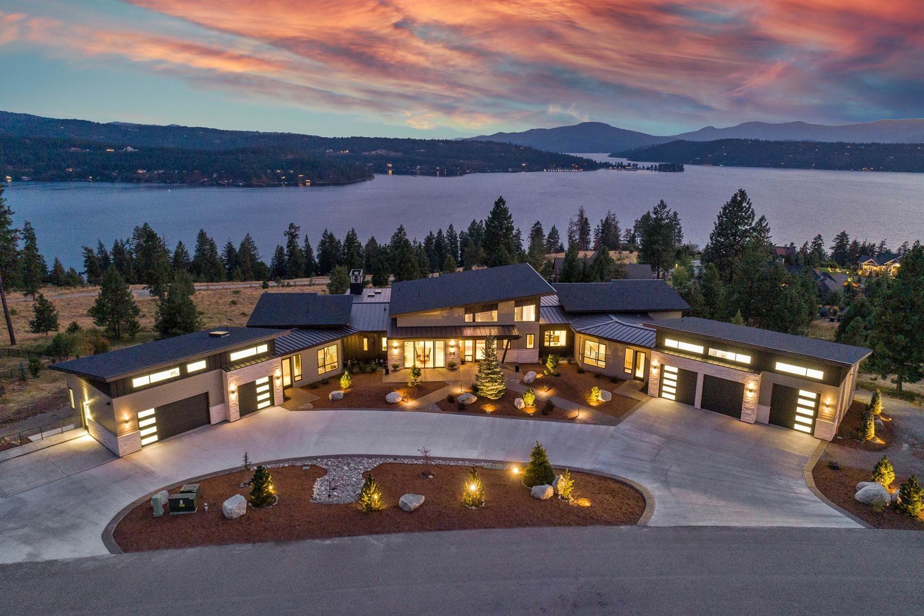 Property for Sale at Mountain Contemporary Beauty 2766 Helen Dr Coeur d’Alene, Idaho 83814 United States
