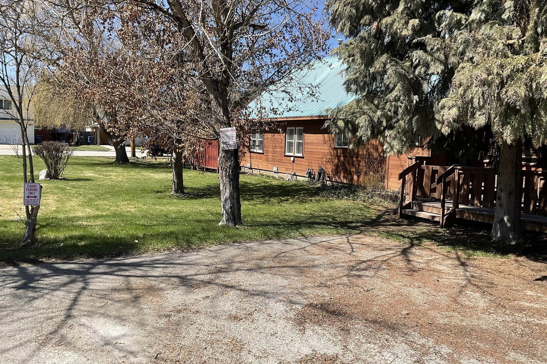 31. Single Family Homes for Sale at South Sandpoint Commercial 221 S Second Ave Sandpoint, Idaho 83864 United States