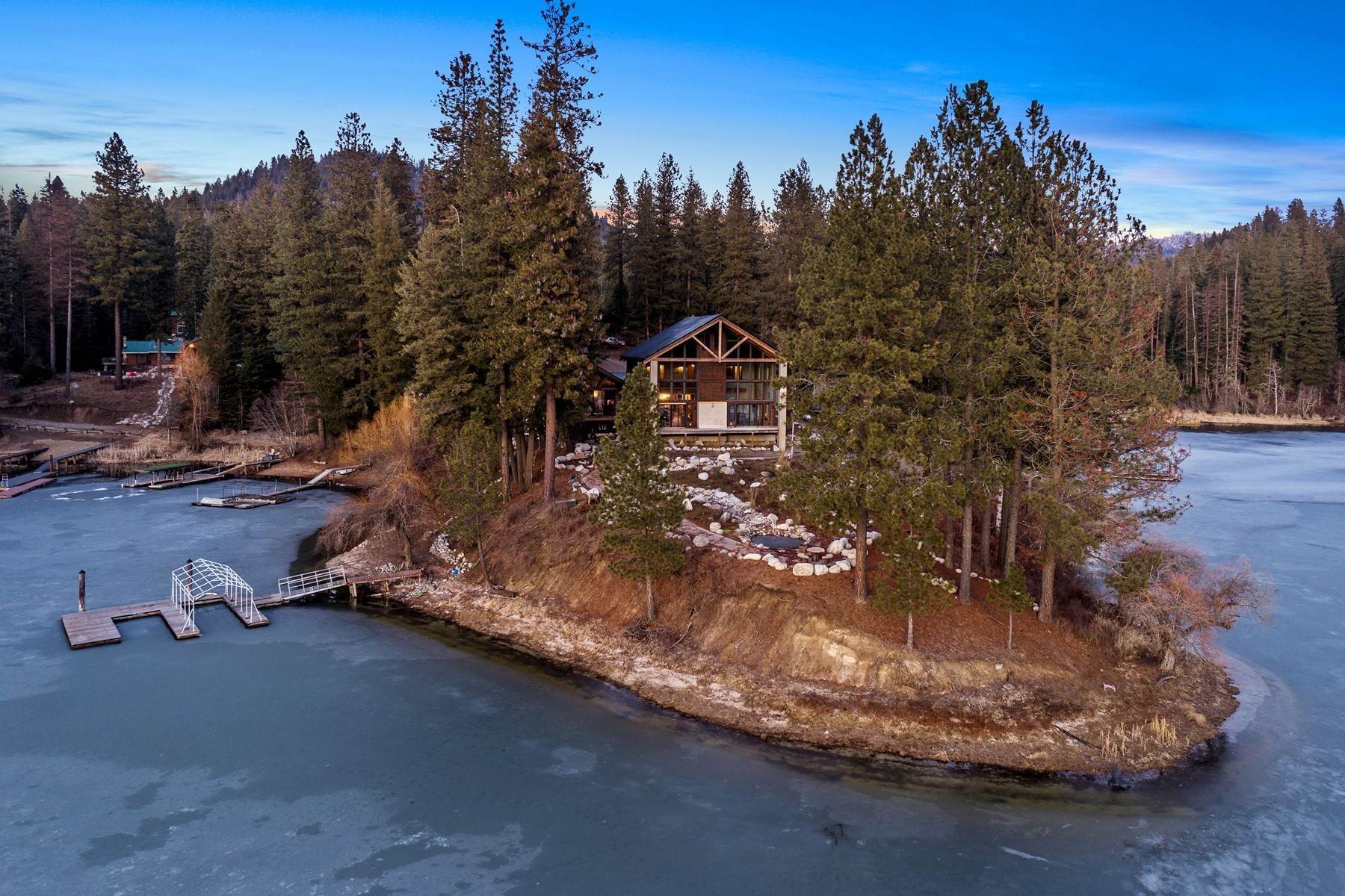 Single Family Homes for Sale at Hayden Lake Rustic Luxury Waterfront 14318 N Waters Edge Ct Hayden, Idaho 83835 United States